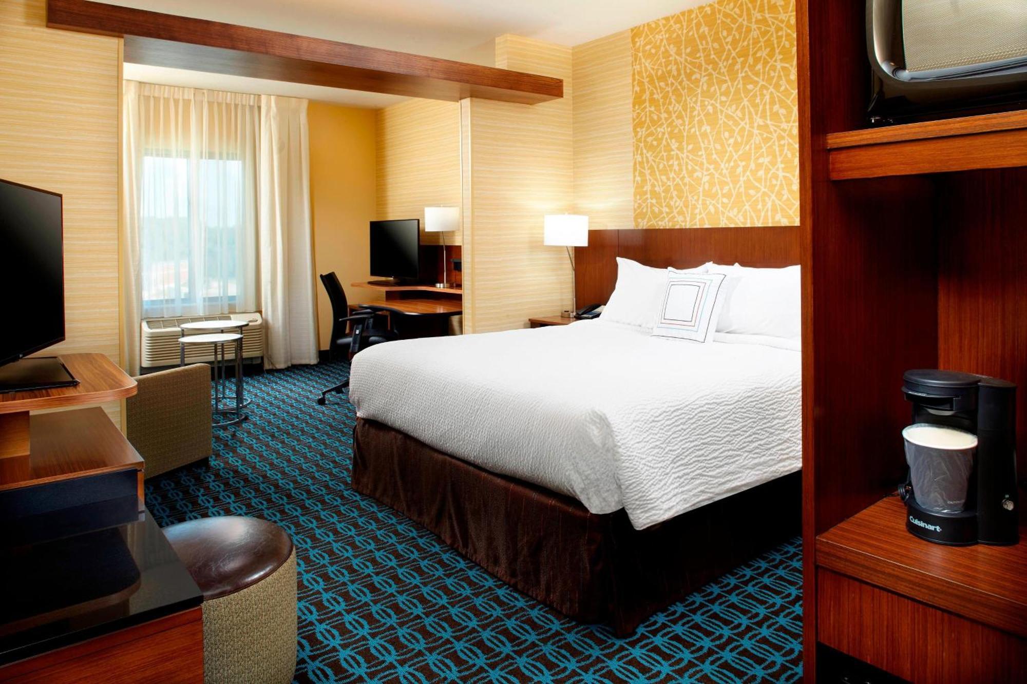 Fairfield By Marriott Inn & Suites Wheeling At The Highlands Triadelphia Экстерьер фото