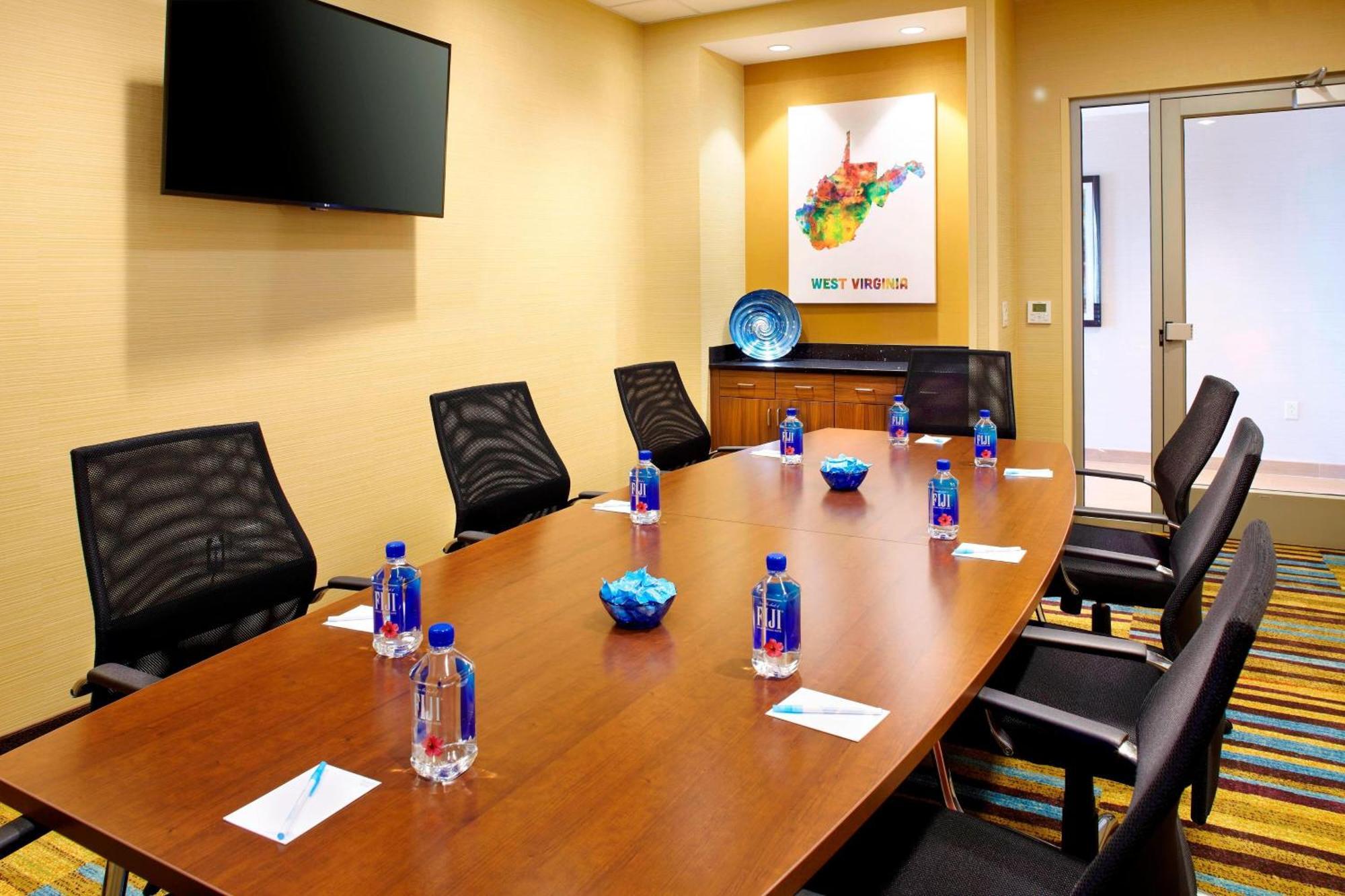 Fairfield By Marriott Inn & Suites Wheeling At The Highlands Triadelphia Экстерьер фото