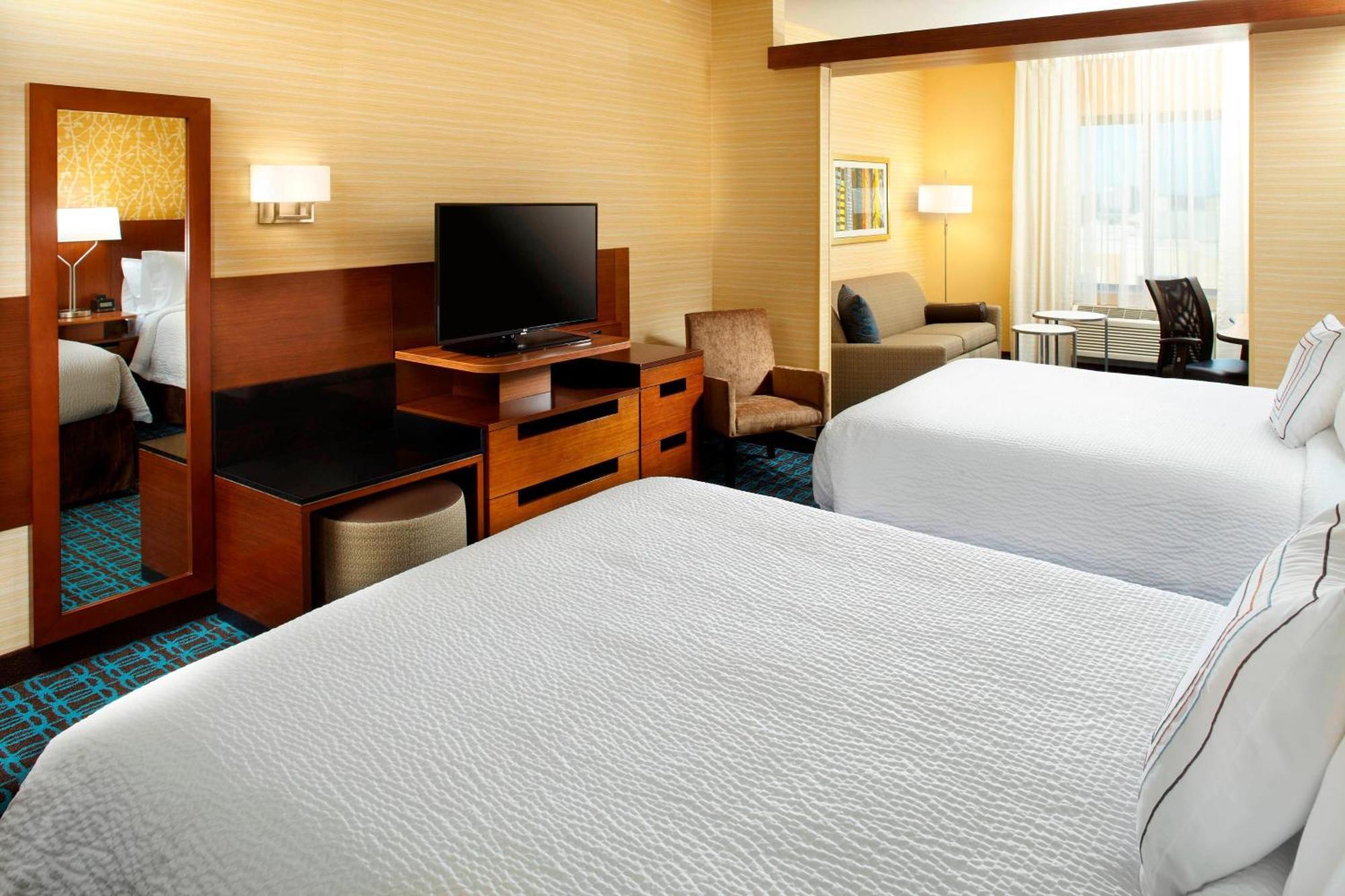 Fairfield By Marriott Inn & Suites Wheeling At The Highlands Triadelphia Экстерьер фото