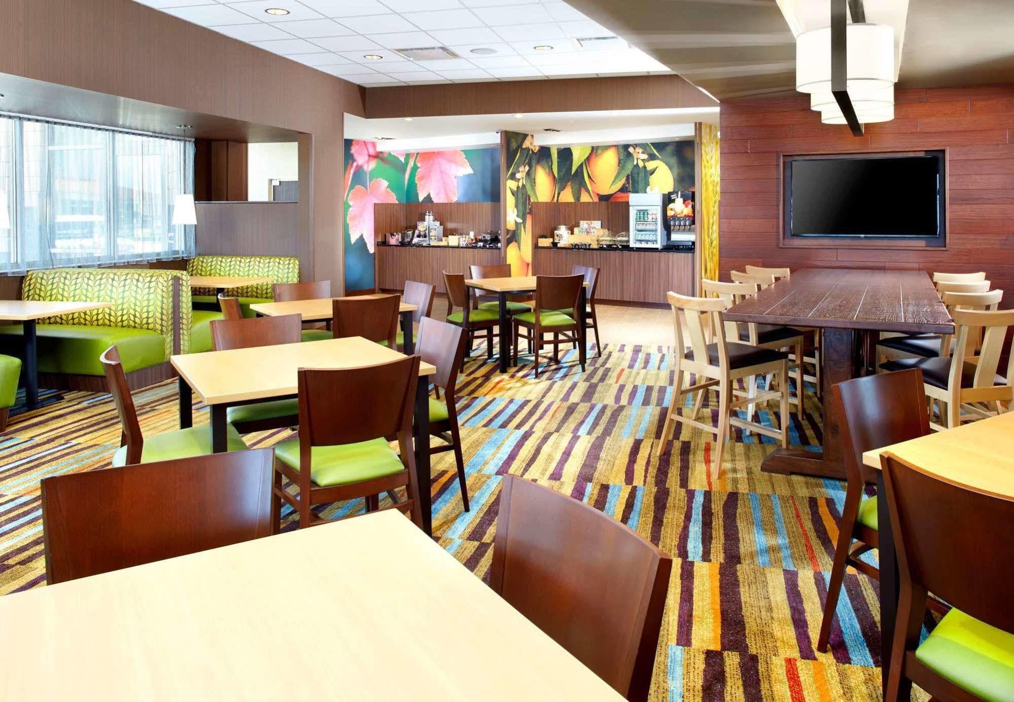 Fairfield By Marriott Inn & Suites Wheeling At The Highlands Triadelphia Экстерьер фото