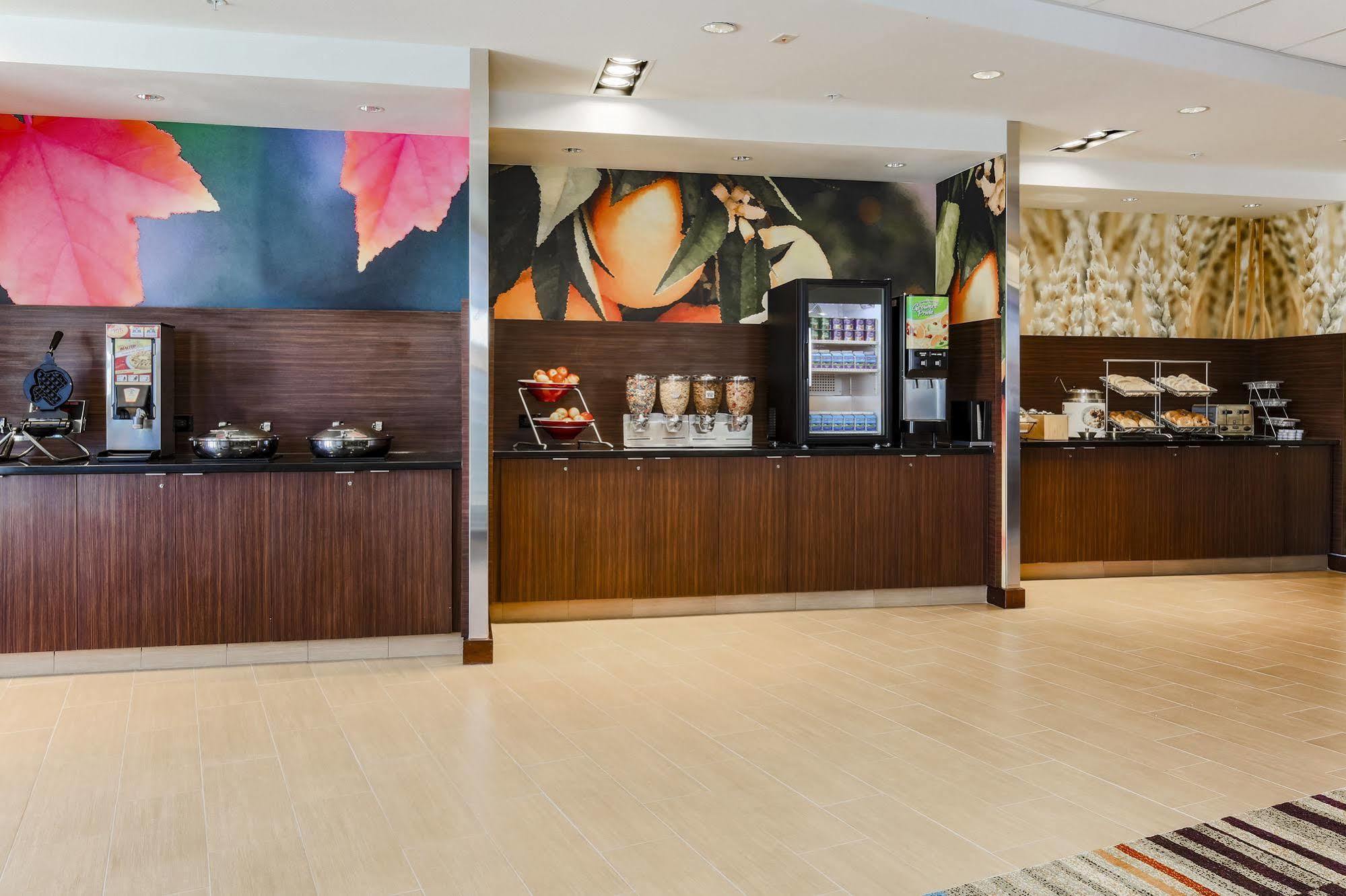 Fairfield By Marriott Inn & Suites Wheeling At The Highlands Triadelphia Экстерьер фото